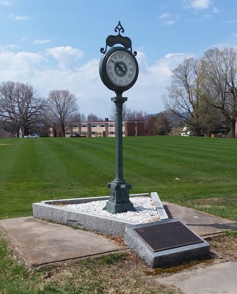 Scaled image 31_Rotary_clock.jpg 