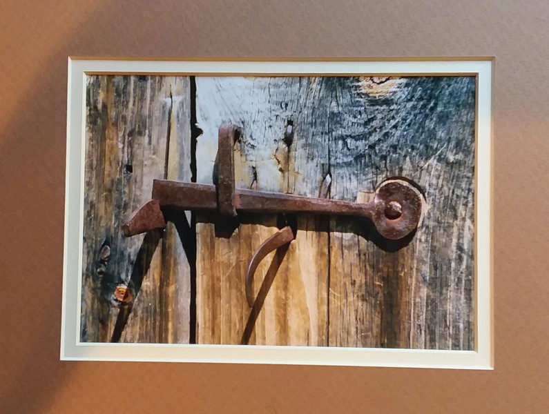 Scaled image iron_latch.jpg 