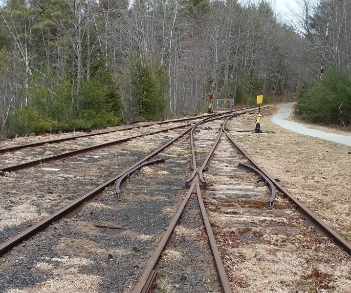 Scaled image rr_tracks.jpg 