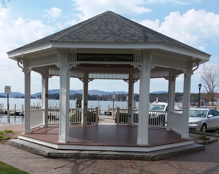 Scaled image 24_Wolf._Comm._Bandstand.jpg 