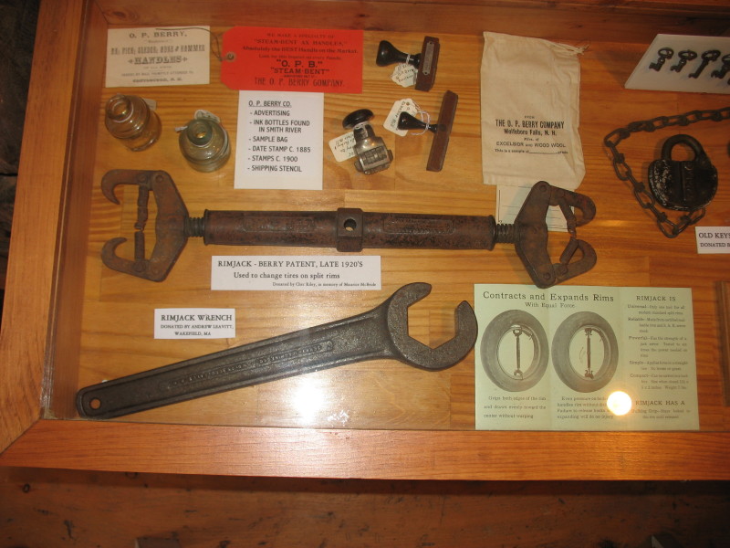 Scaled image 15_Rimjack_Display_001.JPG 