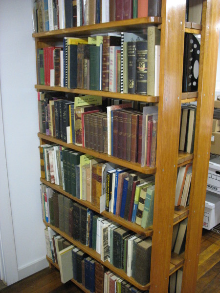 Scaled image 17_Library.JPG 